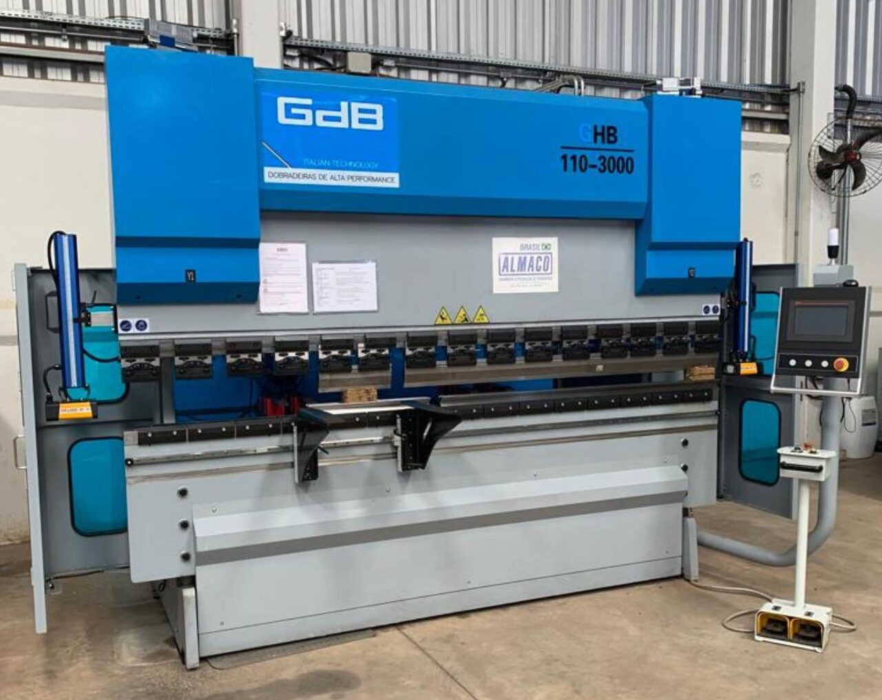 LAG X-Bravo-Press Brake 110T Machine